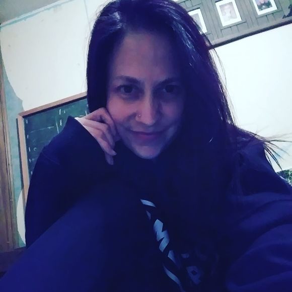 Meet your Posher, Rachael - Picture 1 of 1